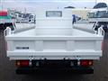 2019 Isuzu Elf Truck