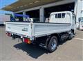 2020 Isuzu Elf Truck