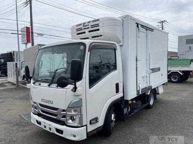2021 Isuzu Elf Truck