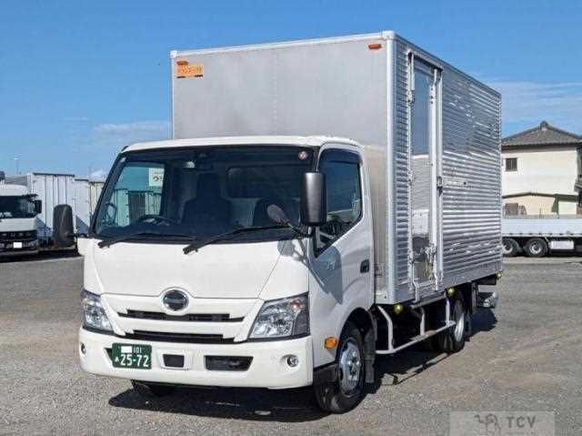 2024 Hino Dutro