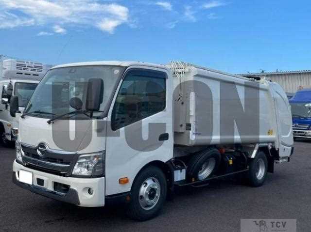 2025 Hino Dutro