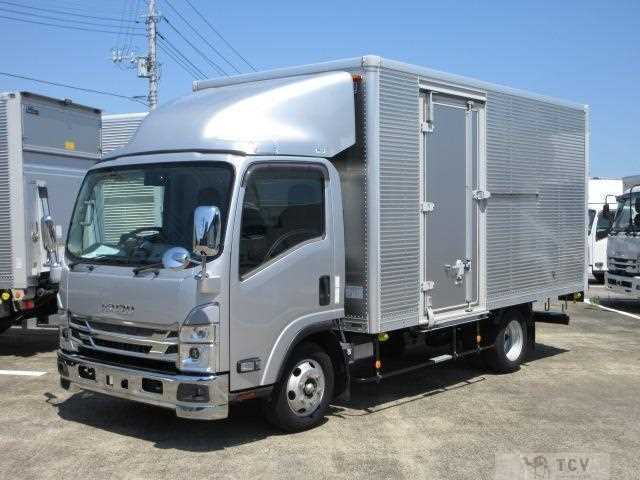 2021 Isuzu Elf Truck