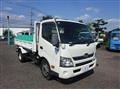 2015 Hino Dutro