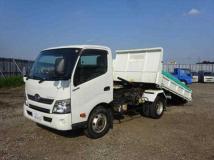 2015 Hino Dutro
