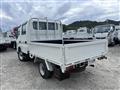 2004 Toyota Dyna Truck