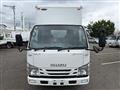 2016 Isuzu Elf Truck