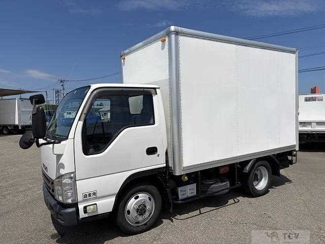 2016 Isuzu Elf Truck