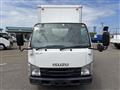 2016 Isuzu Elf Truck