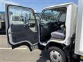 2016 Isuzu Elf Truck