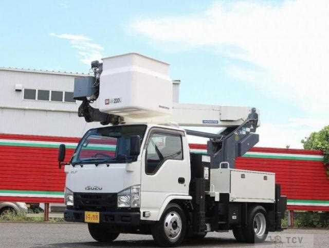 2021 Isuzu Elf Truck