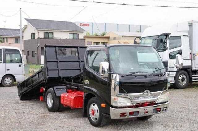 2013 Hino Dutro