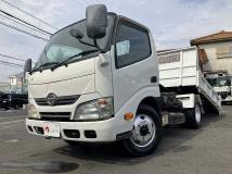 2011 Hino Dutro