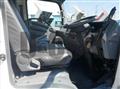 2020 Isuzu Elf Truck