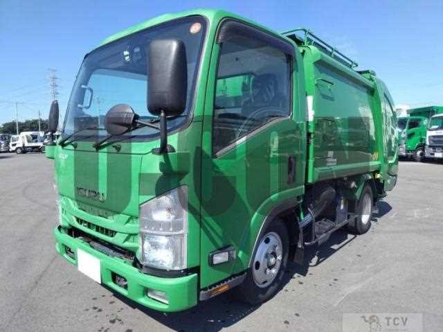 2017 Isuzu Elf Truck