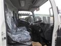 2023 Isuzu Elf Truck