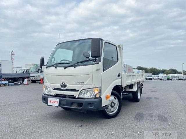2022 Toyota Dyna Truck
