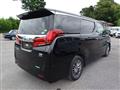 2019 Toyota Alphard Hybrid