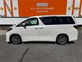 2013 Toyota Alphard G
