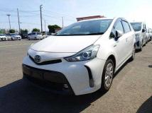 2017 Toyota PRIUS α