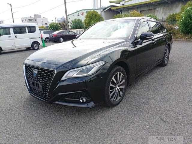 2020 Toyota Crown Hybrid