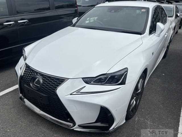 2019 Lexus IS
