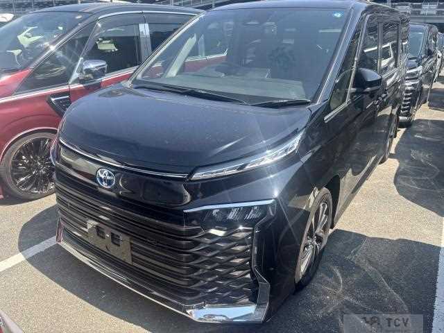 2022 Toyota Voxy