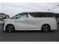 2018 Toyota Vellfire