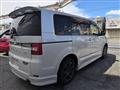 2007 Mitsubishi Delica D5
