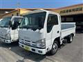 2010 Isuzu Elf Truck