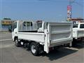 2010 Isuzu Elf Truck