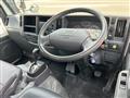 2013 Isuzu Elf Truck