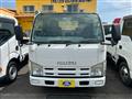 2013 Isuzu Elf Truck