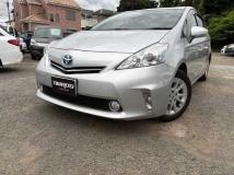 2012 Toyota PRIUS α