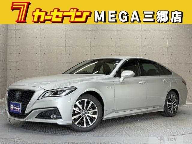 2019 Toyota Crown Hybrid