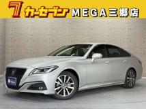 2019 Toyota Crown Hybrid