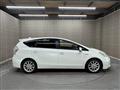 2012 Toyota PRIUS α
