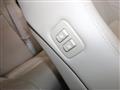 2011 Toyota Crown Hybrid