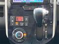 2016 Daihatsu Tanto