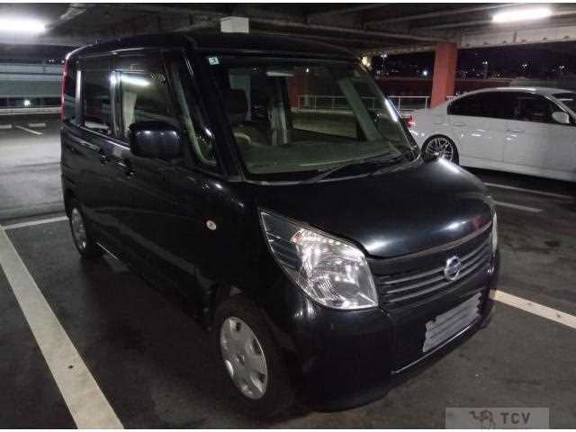2013 Nissan ROOX