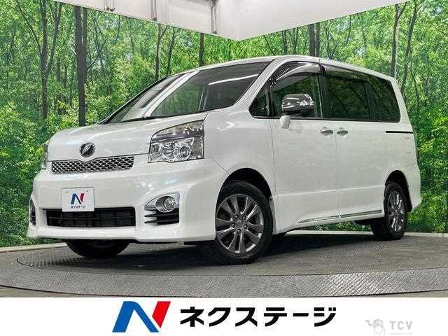 2013 Toyota Voxy