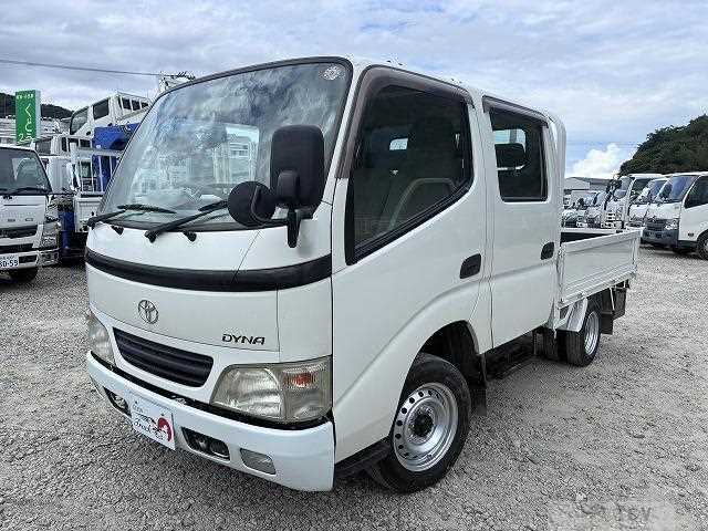 2004 Toyota Dyna Truck