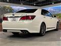 2014 Toyota Crown Hybrid