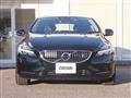 2017 Volvo V40