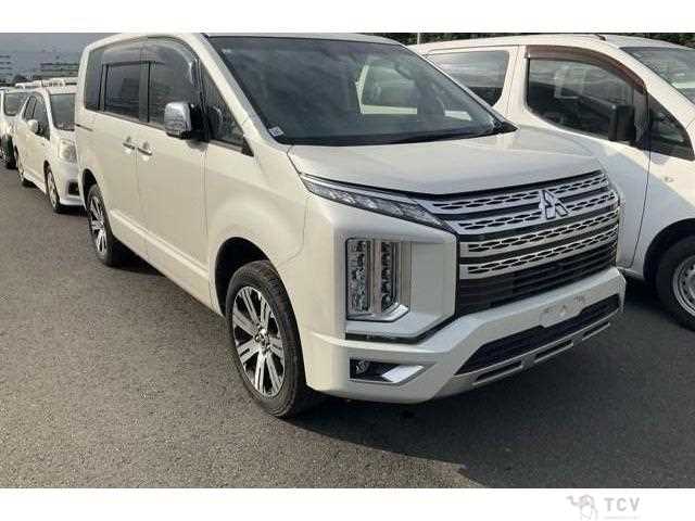 2021 Mitsubishi Delica D5