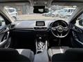 2018 Mazda Axela