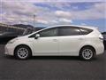 2012 Toyota PRIUS α