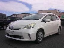 2012 Toyota PRIUS α