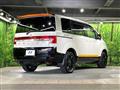 2018 Mitsubishi Delica D5