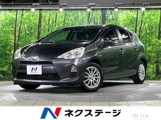 2013 Toyota AQUA