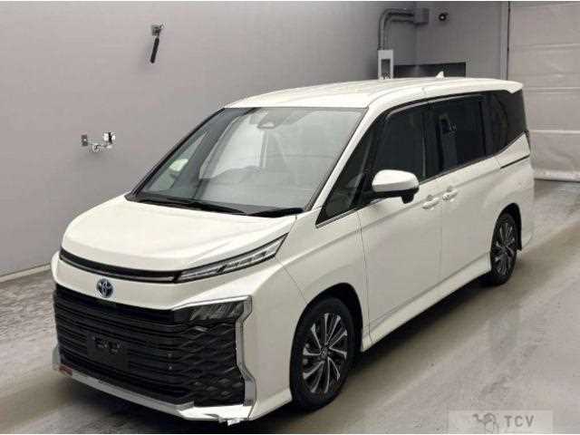 2023 Toyota Voxy